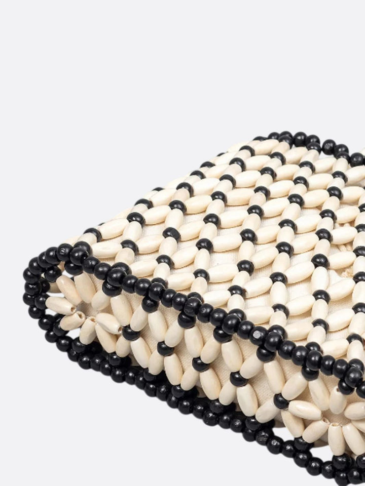 Bolso de hombro con perlas